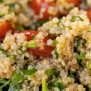 ORGANIC MEDITERRANEAN QUINOA SALAD