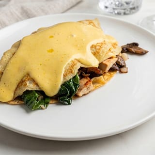 CHICKEN CREPES FLORENTINE