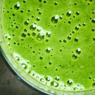 HEALTHY GREEN SMOOTHIE